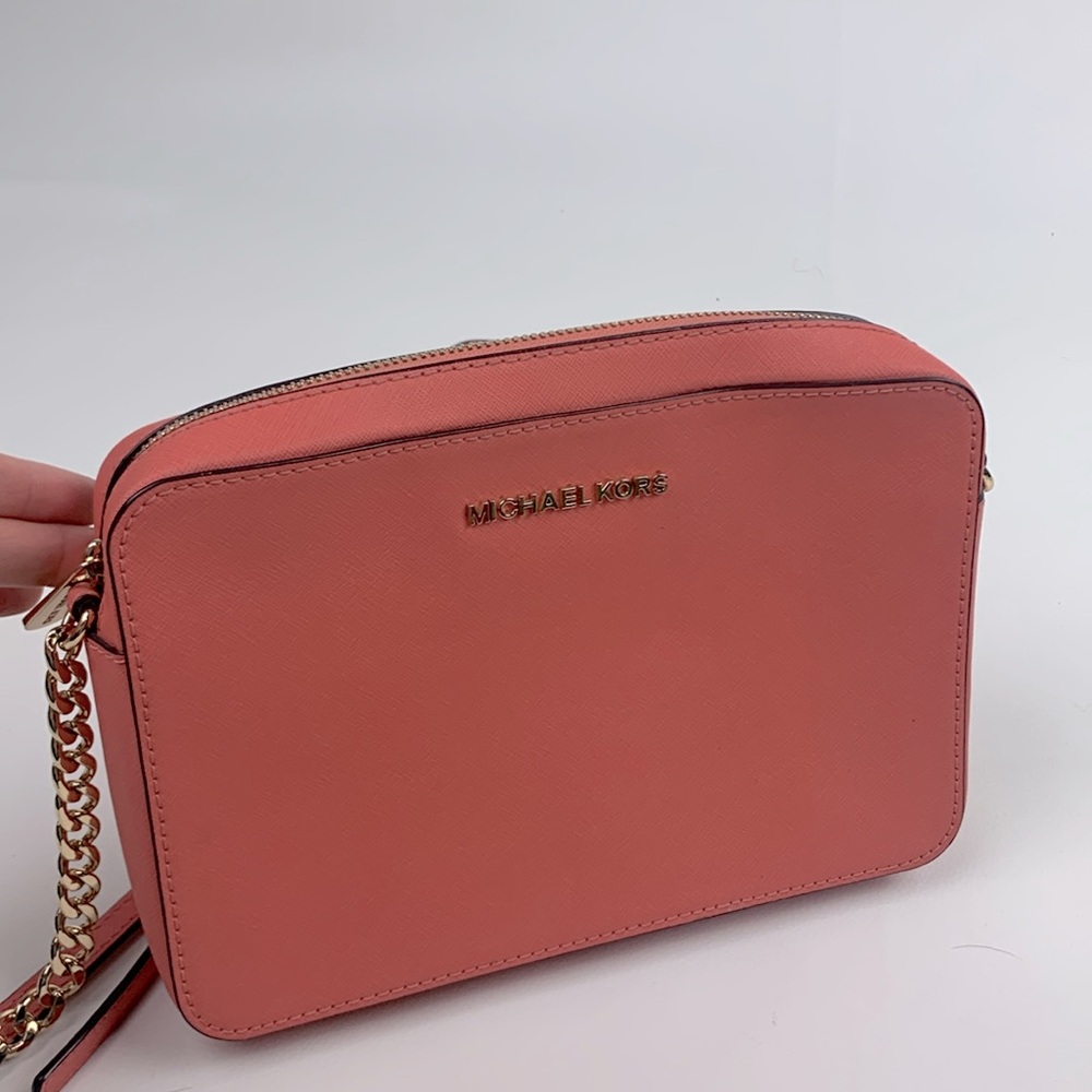 Michael Kors Pink Coral Crossbody Bag Gold chain strap Zip close MK shoulder bag - Picture 5 of 16